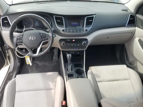 KM8J33A23GU127370 2016 HYUNDAI TUCSON - Image 8