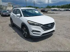 KM8J33A23GU136974 2016 HYUNDAI TUCSON