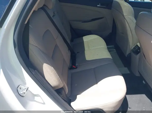 KM8J33A23GU140166 2016 HYUNDAI TUCSON - Image 8