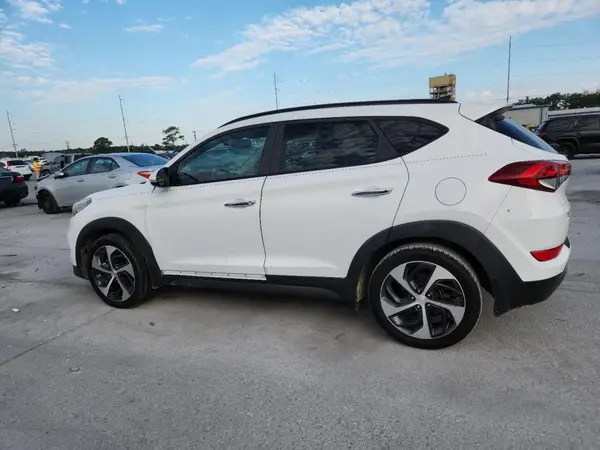 KM8J33A23GU152172 2016 HYUNDAI TUCSON - Image 2