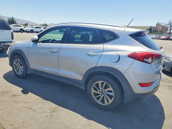 KM8J33A23GU156951 2016 HYUNDAI TUCSON - Image 2