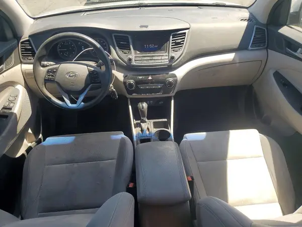 KM8J33A23GU156951 2016 HYUNDAI TUCSON - Image 8