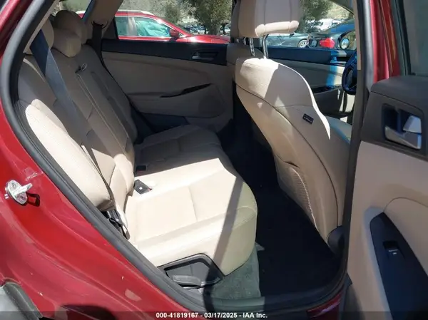 KM8J33A23GU165813 2016 HYUNDAI TUCSON - Image 8
