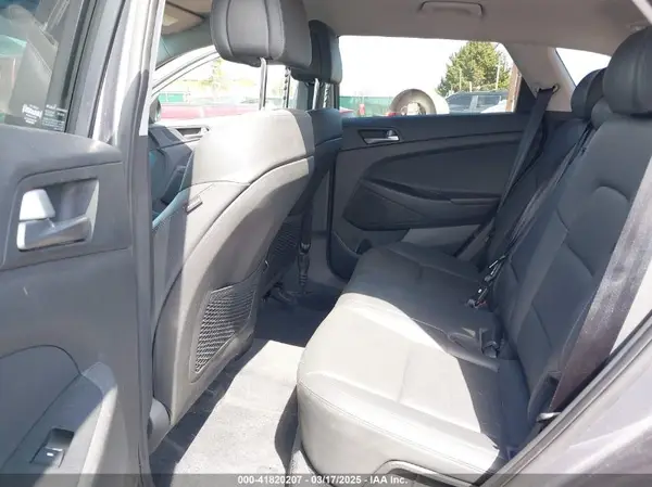 KM8J33A23GU179159 2016 HYUNDAI TUCSON - Image 8