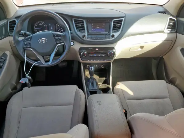 KM8J33A23GU184474 2016 HYUNDAI TUCSON - Image 8