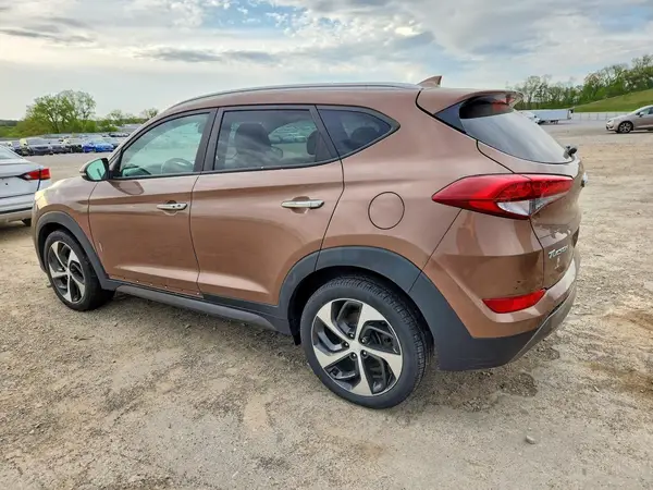 KM8J33A23GU197113 2016 HYUNDAI TUCSON - Image 2