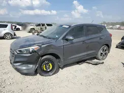KM8J33A23GU205632 2016 HYUNDAI TUCSON