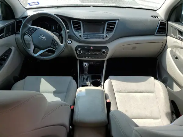 KM8J33A23GU205632 2016 HYUNDAI TUCSON - Image 8