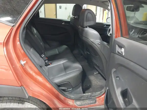 KM8J33A23GU220213 2016 HYUNDAI TUCSON - Image 8