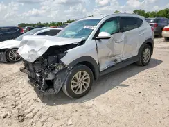 KM8J33A23GU222897 2016 HYUNDAI TUCSON