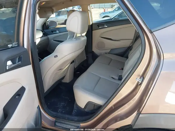 KM8J33A23GU227274 2016 HYUNDAI TUCSON - Image 8