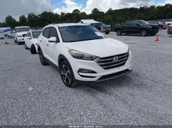 KM8J33A23GU257116 2016 HYUNDAI TUCSON