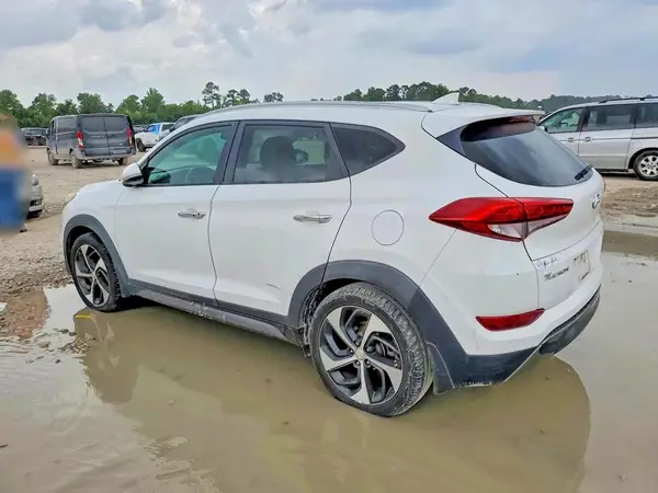 KM8J33A23GU268603 2016 HYUNDAI TUCSON - Image 2