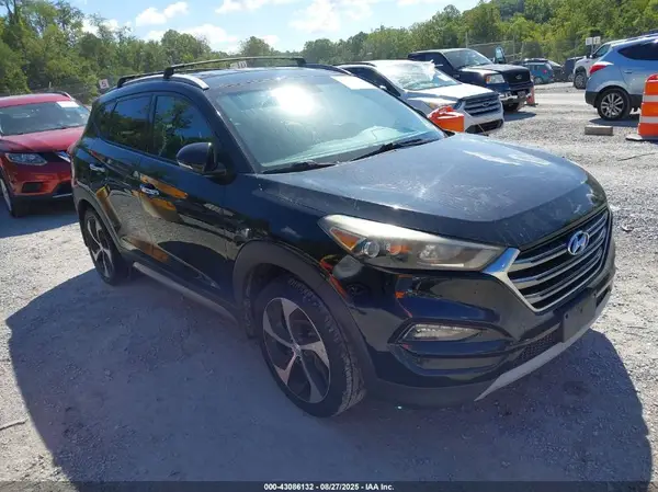 KM8J33A23HU290683 2017 HYUNDAI TUCSON - Image 1