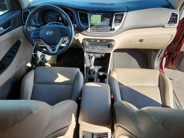 KM8J33A23HU292157 2017 HYUNDAI TUCSON - Image 8