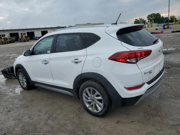 KM8J33A23HU297889 2017 HYUNDAI TUCSON - Image 2