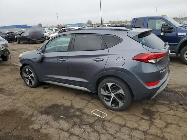 KM8J33A23HU322371 2017 HYUNDAI TUCSON - Image 2