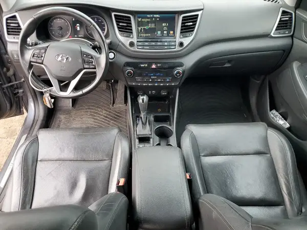 KM8J33A23HU322371 2017 HYUNDAI TUCSON - Image 8