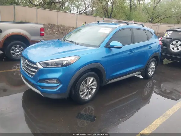 KM8J33A23HU324850 2017 HYUNDAI TUCSON - Image 2