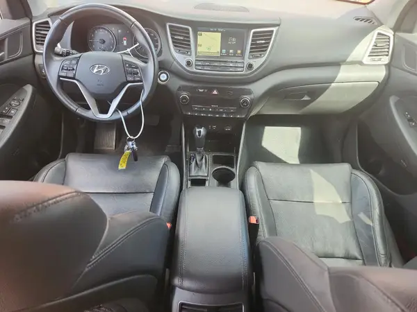 KM8J33A23HU336898 2017 HYUNDAI TUCSON - Image 8