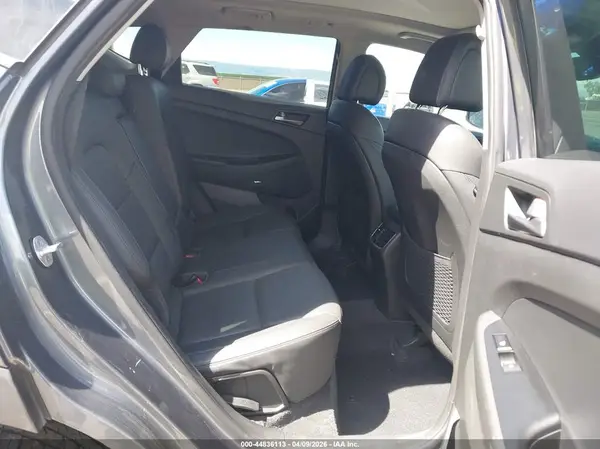 KM8J33A23HU344922 2017 HYUNDAI TUCSON - Image 8