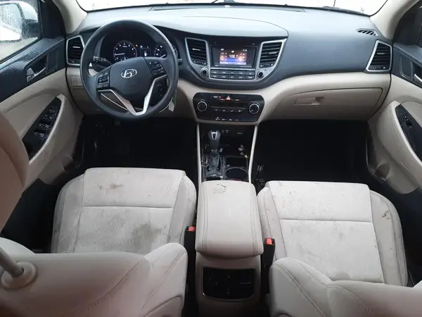 KM8J33A23HU357590 2017 HYUNDAI TUCSON - Image 8
