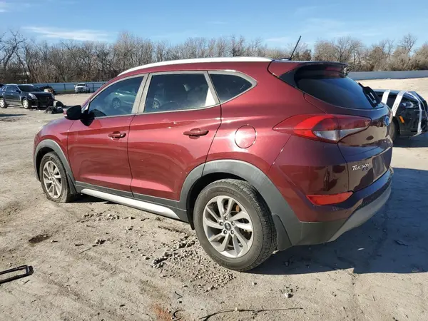 KM8J33A23HU359260 2017 HYUNDAI TUCSON - Image 2