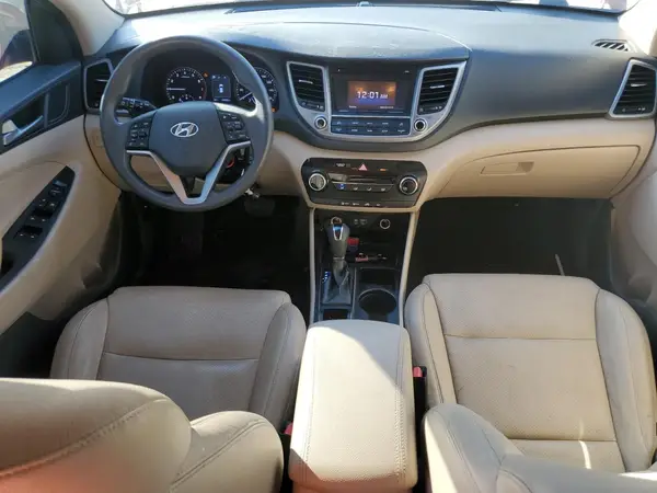 KM8J33A23HU359260 2017 HYUNDAI TUCSON - Image 8