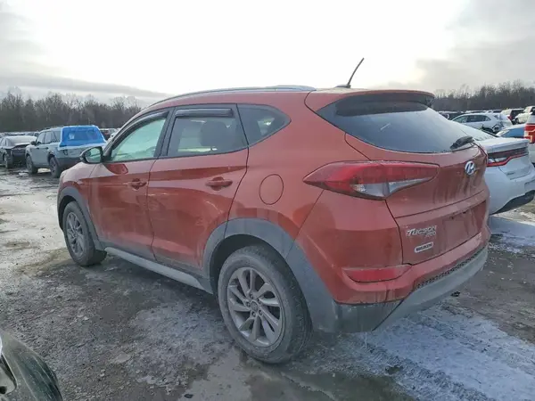 KM8J33A23HU370954 2017 HYUNDAI TUCSON - Image 2
