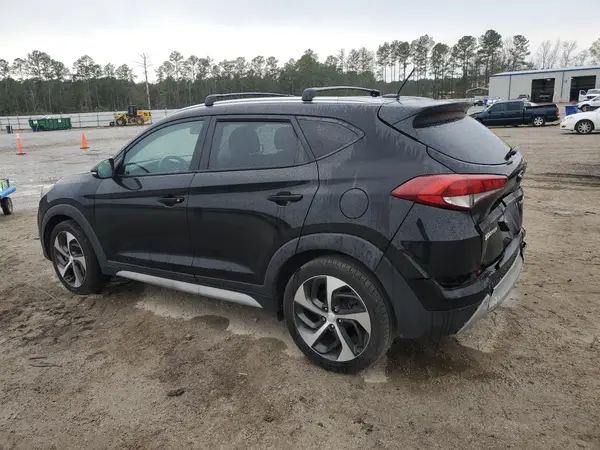 KM8J33A23HU373501 2017 HYUNDAI TUCSON - Image 2