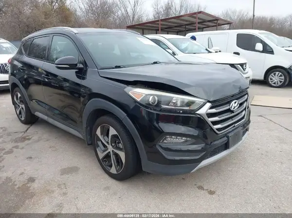 KM8J33A23HU376494 2017 HYUNDAI TUCSON