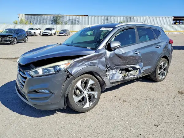KM8J33A23HU389682 2017 HYUNDAI TUCSON - Image 1