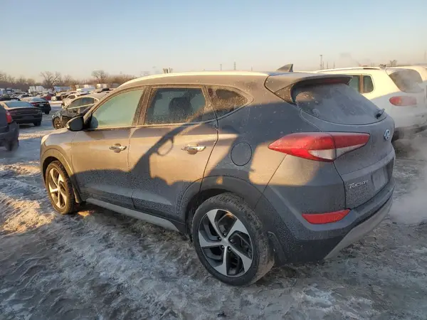 KM8J33A23HU393053 2017 HYUNDAI TUCSON - Image 2