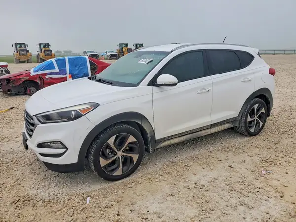 KM8J33A23HU394140 2017 HYUNDAI TUCSON - Image 1