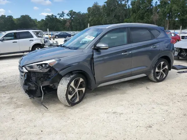 KM8J33A23HU411678 2017 HYUNDAI TUCSON - Image 1