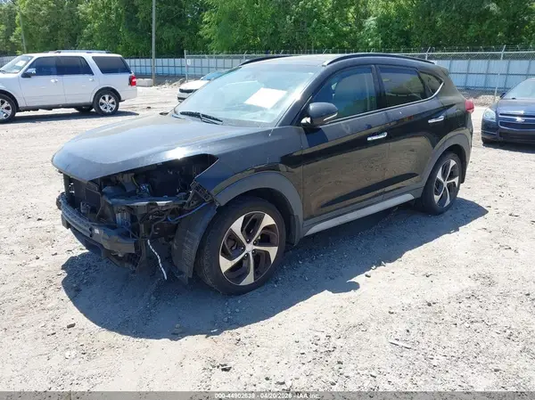 KM8J33A23HU434717 2017 HYUNDAI TUCSON - Image 2