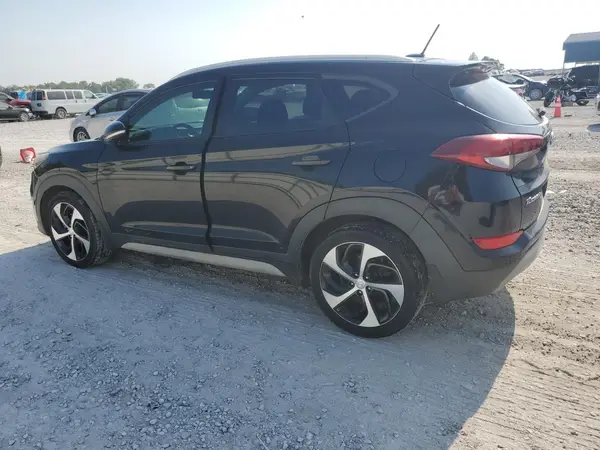 KM8J33A23HU476711 2017 HYUNDAI TUCSON - Image 2