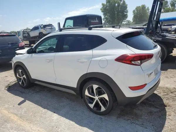 KM8J33A23HU479284 2017 HYUNDAI TUCSON - Image 2