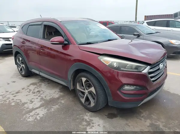 KM8J33A23HU480225 2017 HYUNDAI TUCSON - Image 1
