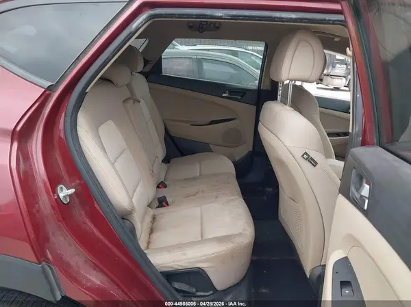 KM8J33A23HU480225 2017 HYUNDAI TUCSON - Image 8