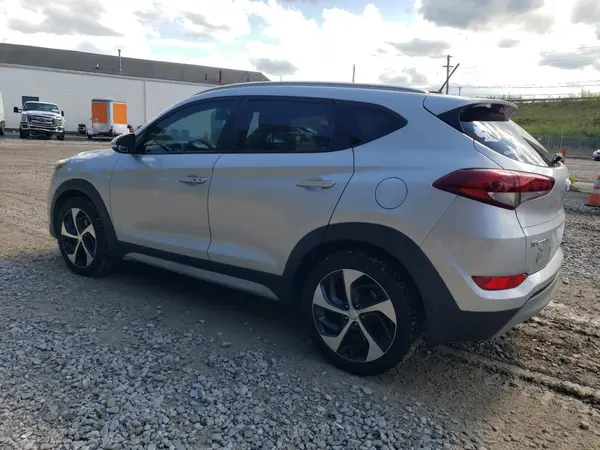 KM8J33A23HU484002 2017 HYUNDAI TUCSON - Image 2