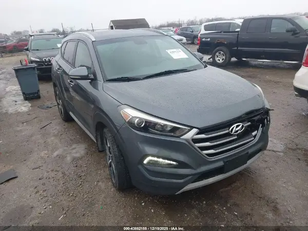 KM8J33A23HU519718 2017 HYUNDAI TUCSON - Image 1