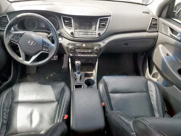 KM8J33A23HU531979 2017 HYUNDAI TUCSON - Image 8