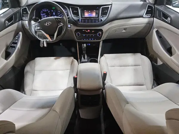 KM8J33A23HU534025 2017 HYUNDAI TUCSON - Image 8