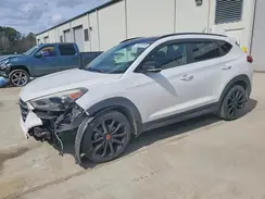 KM8J33A23HU535014 2017 HYUNDAI TUCSON