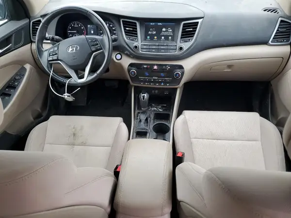 KM8J33A23JU696968 2018 HYUNDAI TUCSON - Image 8