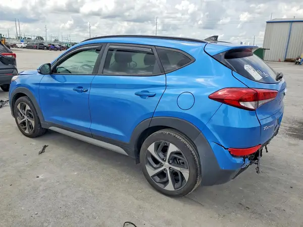 KM8J33A23JU699708 2018 HYUNDAI TUCSON - Image 2