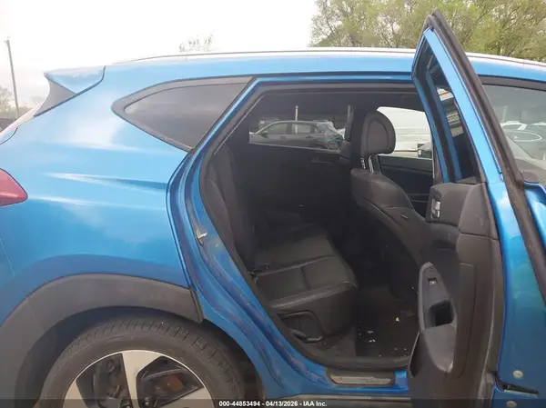 KM8J33A23JU734389 2018 HYUNDAI TUCSON - Image 8