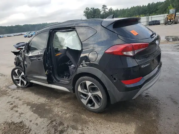KM8J33A23JU747059 2018 HYUNDAI TUCSON - Image 2