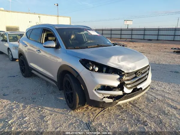 KM8J33A23JU756084 2018 HYUNDAI TUCSON - Image 1